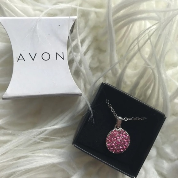 Avon Pave Necklace - Picture 1 of 4